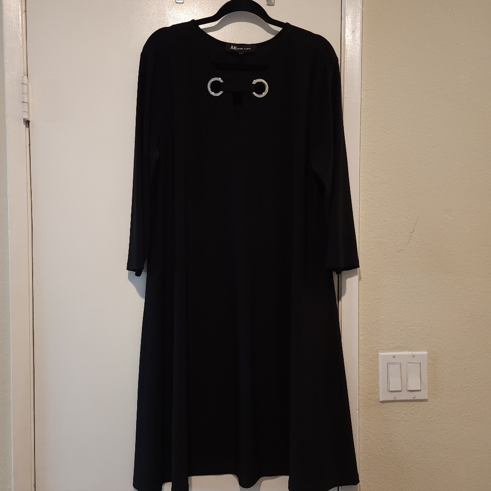AK Anne KLEIN Black Long Sleeve Dress with Grommet Detail
